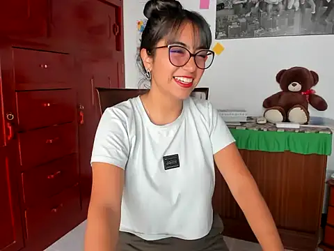 Isabellaa22 1 online show from 12.04.24