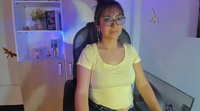 Isabellaa22 1 online show from 03.19.25