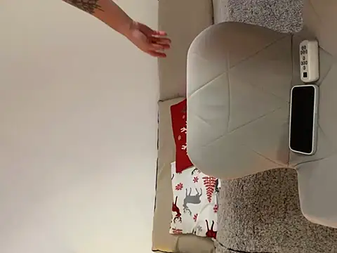 teasecake online show from 12.28.24