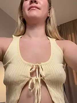 teasecake online show from 03.13.25