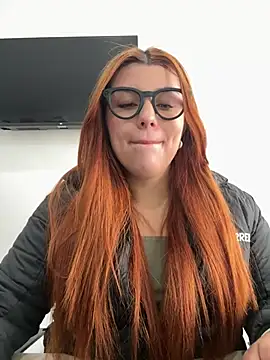 Snapshot of Fieryfenixx chatting on 05.22.26 Fieryfenixx online show from 05.22.26