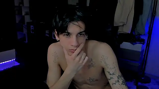 Snapshot of MarkBrowniii chatting on 05.22.26 MarkBrowniii online show from 05.22.26