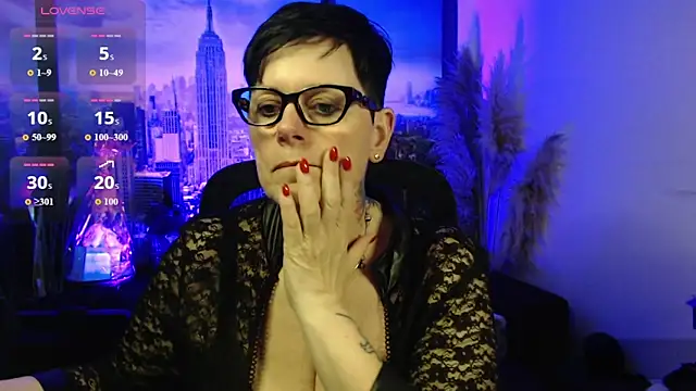 Snapshot of ninarandmann chatting on 04.23.26 ninarandmann online show from 04.23.26