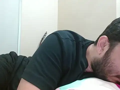 Snapshot of robintoit chatting on 03.02.26 robintoit online show from 03.02.26