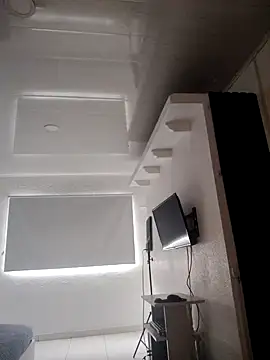 Natasha milf   online show from 10.17.25