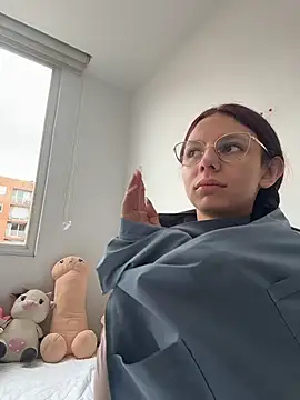 Bonniepark online show from 02.14.26