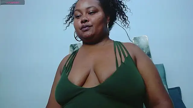 Snapshot of lorenxtaylor chatting on 01.16.25 lorenxtaylor online show from 01.16.25