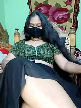 Idhika Paul online show from 03.01.25