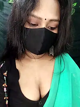 Idhika Paul online show from 11.16.25