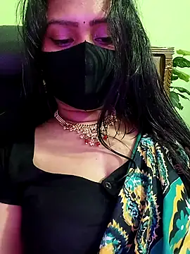 Idhika Paul online show from 03.01.26