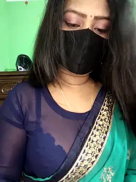 Idhika Paul online show from 03.07.26