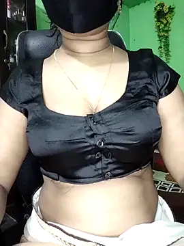 Snapshot of Idhika_Paul chatting on 04.24.26 Idhika Paul online show from 04.24.26
