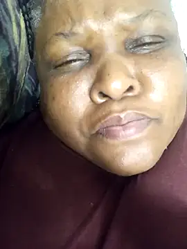 Snapshot of HOTSUGARX5 chatting on 12.26.24 HOTSUGARX5 online show from 12.26.24