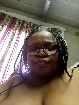 Snapshot of HOTSUGARX5 chatting on 01.12.25 HOTSUGARX5 online show from 01.12.25