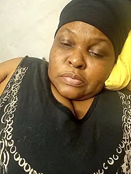 Snapshot of HOTSUGARX5 chatting on 03.12.25 HOTSUGARX5 online show from 03.12.25