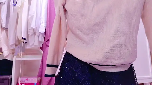 Snapshot of Naachan_ chatting on 02.17.25 Naachan online show from 02.17.25