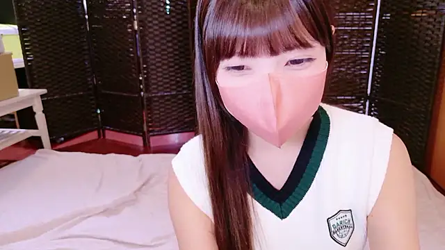 Snapshot of Naachan_ chatting on 09.27.25 Naachan online show from 09.27.25