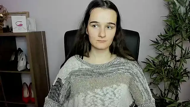 KateDelight online show from 12.08.24