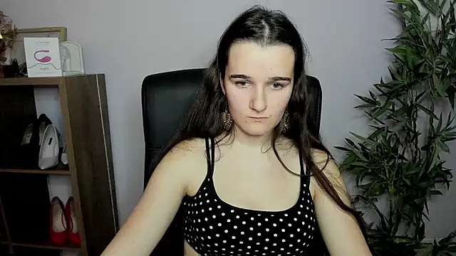 KateDelight online show from 12.08.24