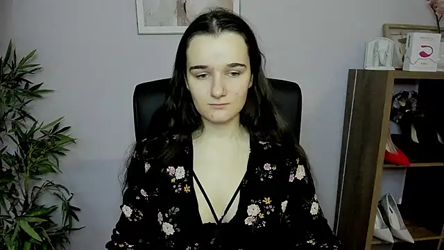 KateDelight online show from 01.26.25