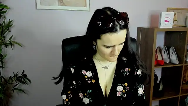 KateDelight online show from 03.22.25