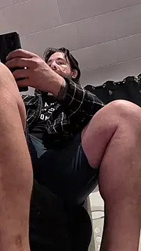 Snapshot of Armyexhibitionistvet chatting on 04.17.26 Armyexhibitionistvet online show from 04.17.26