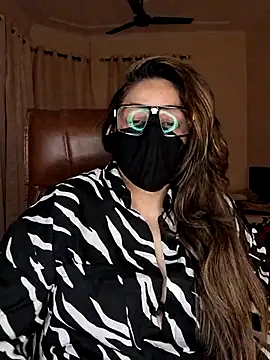 Snapshot of SEXY-Sardarni chatting on 03.12.25 SEXY-Sardarni online show from 03.12.25