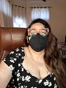 Snapshot of SEXY-Sardarni chatting on 04.08.26 SEXY-Sardarni online show from 04.08.26