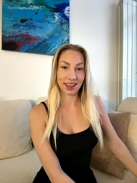 LuisaBecker online show from 12.05.25