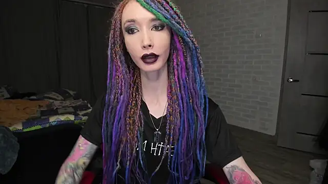 Snapshot of Roxy_Silver chatting on 01.09.25 Roxy Silver online show from 01.09.25