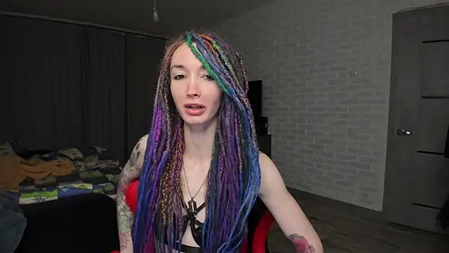 Snapshot of Roxy_Silver chatting on 01.12.25 Roxy Silver online show from 01.12.25