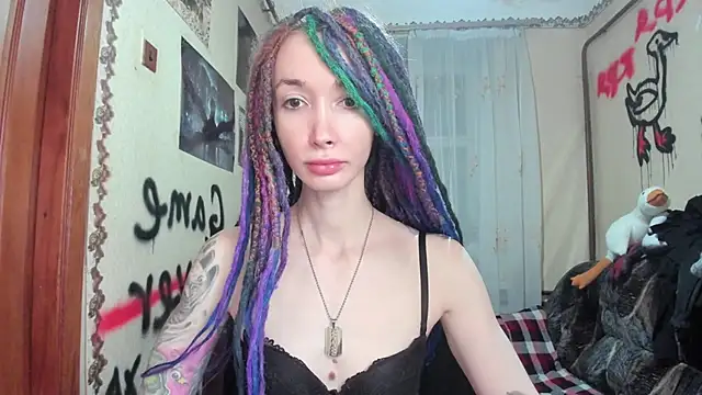 Snapshot of Roxy_Silver chatting on 01.22.25 Roxy Silver online show from 01.22.25