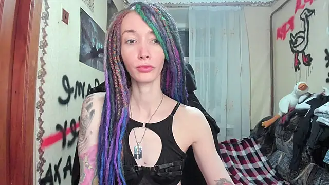 Snapshot of Roxy_Silver chatting on 01.25.25 Roxy Silver online show from 01.25.25