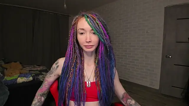 Snapshot of Roxy_Silver chatting on 01.31.25 Roxy Silver online show from 01.31.25