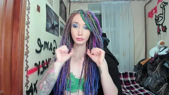 Snapshot of Roxy_Silver chatting on 02.02.25 Roxy Silver online show from 02.02.25