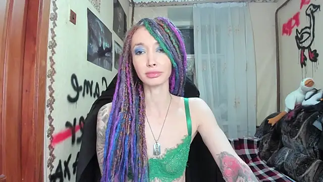 Snapshot of Roxy_Silver chatting on 02.02.25 Roxy Silver online show from 02.02.25