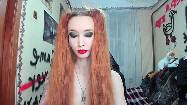 Snapshot of Roxy_Silver chatting on 02.16.25 Roxy Silver online show from 02.16.25