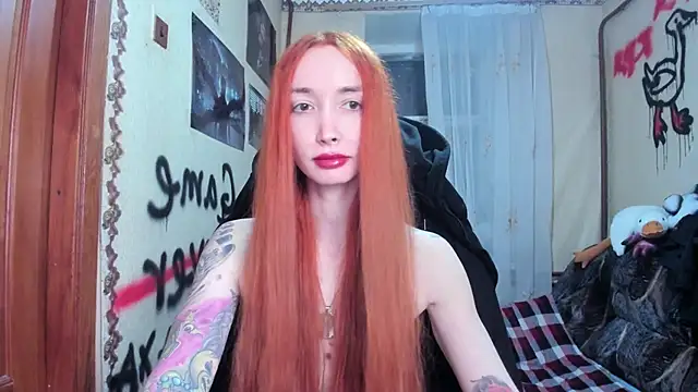 Snapshot of Roxy_Silver chatting on 03.08.25 Roxy Silver online show from 03.08.25