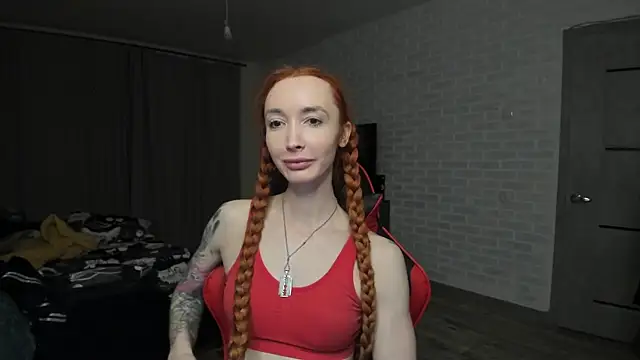 Snapshot of Roxy_Silver chatting on 03.14.25 Roxy Silver online show from 03.14.25