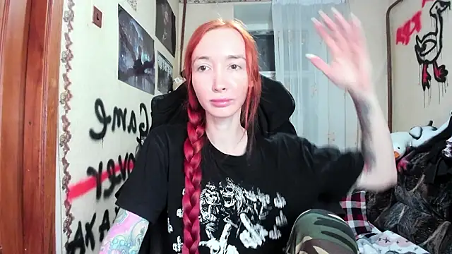 Snapshot of Roxy_Silver chatting on 02.04.26 Roxy Silver online show from 02.04.26