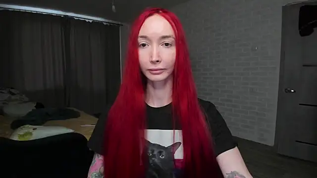 Snapshot of Roxy_Silver chatting on 02.13.26 Roxy Silver online show from 02.13.26