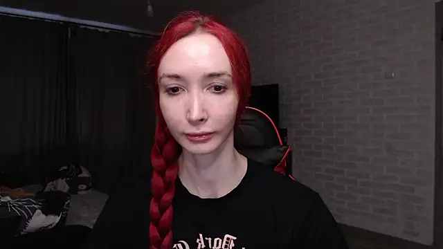 Snapshot of Roxy_Silver chatting on 06.23.26 Roxy Silver online show from 06.23.26