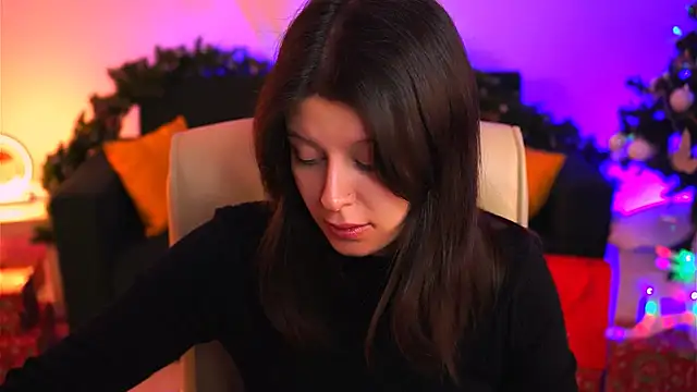 NicoleMun online show from 12.22.24