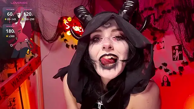 Alice Succuby online show from 10.31.25