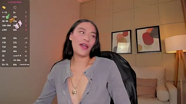 Snapshot of Lissy__Dream chatting on 10.03.25 Lissy Dream online show from 10.03.25