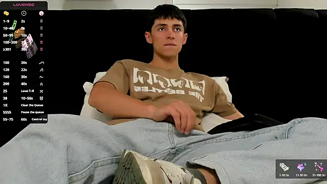 Adam Clay21 online show from 04.15.26