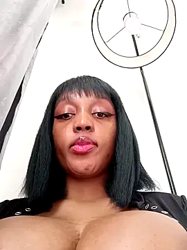 Busty Bambi online show from 04.20.26