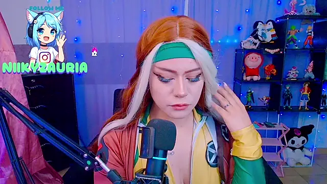  niiky online show from 11.19.25