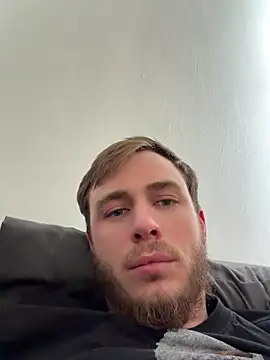 Julian128 online show from 04.23.26