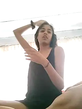 Snapshot of cleopatra-phaedra chatting on 01.08.25 cleopatra-phaedra online show from 01.08.25